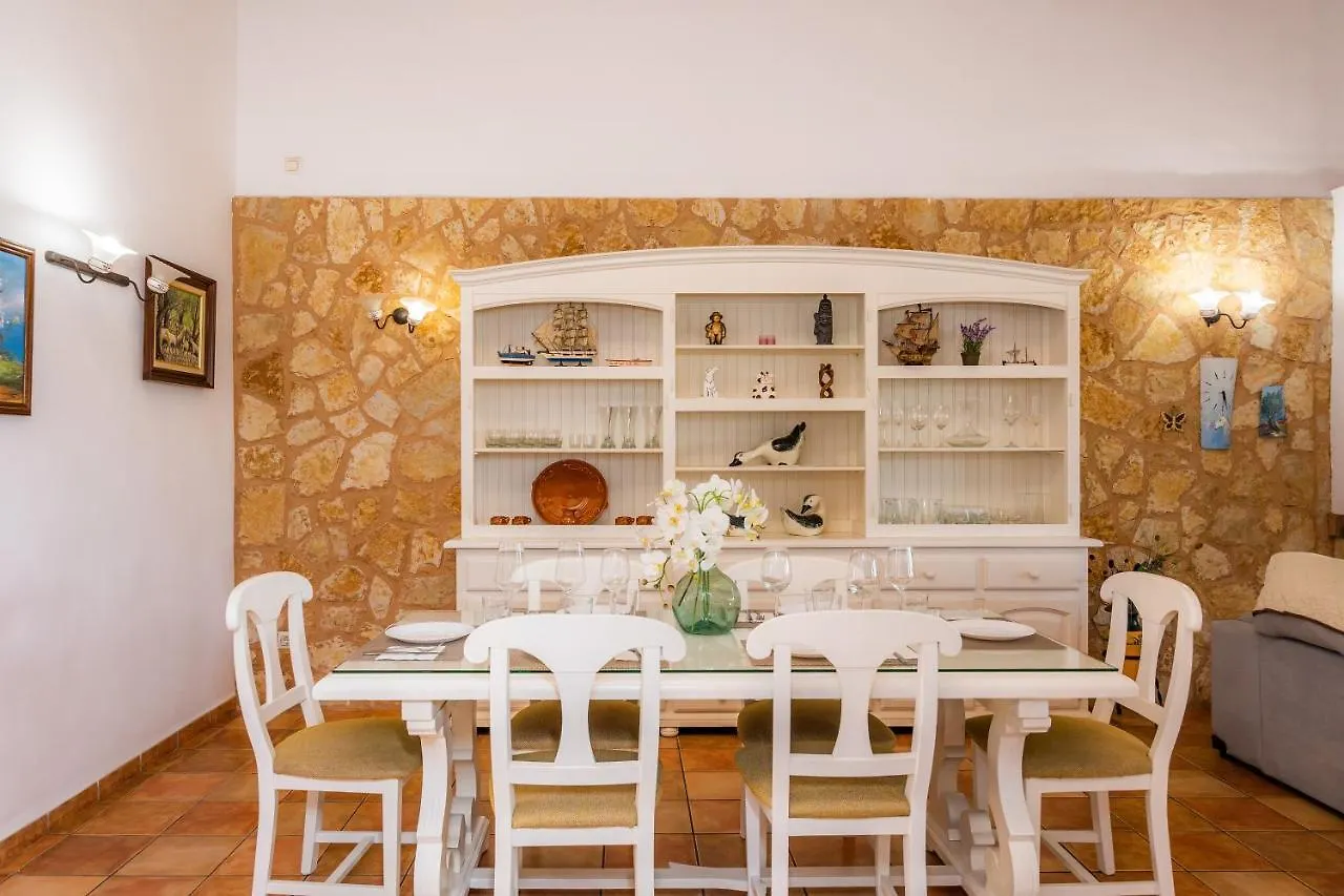 Finca Kelly ارتا بيت للعطل